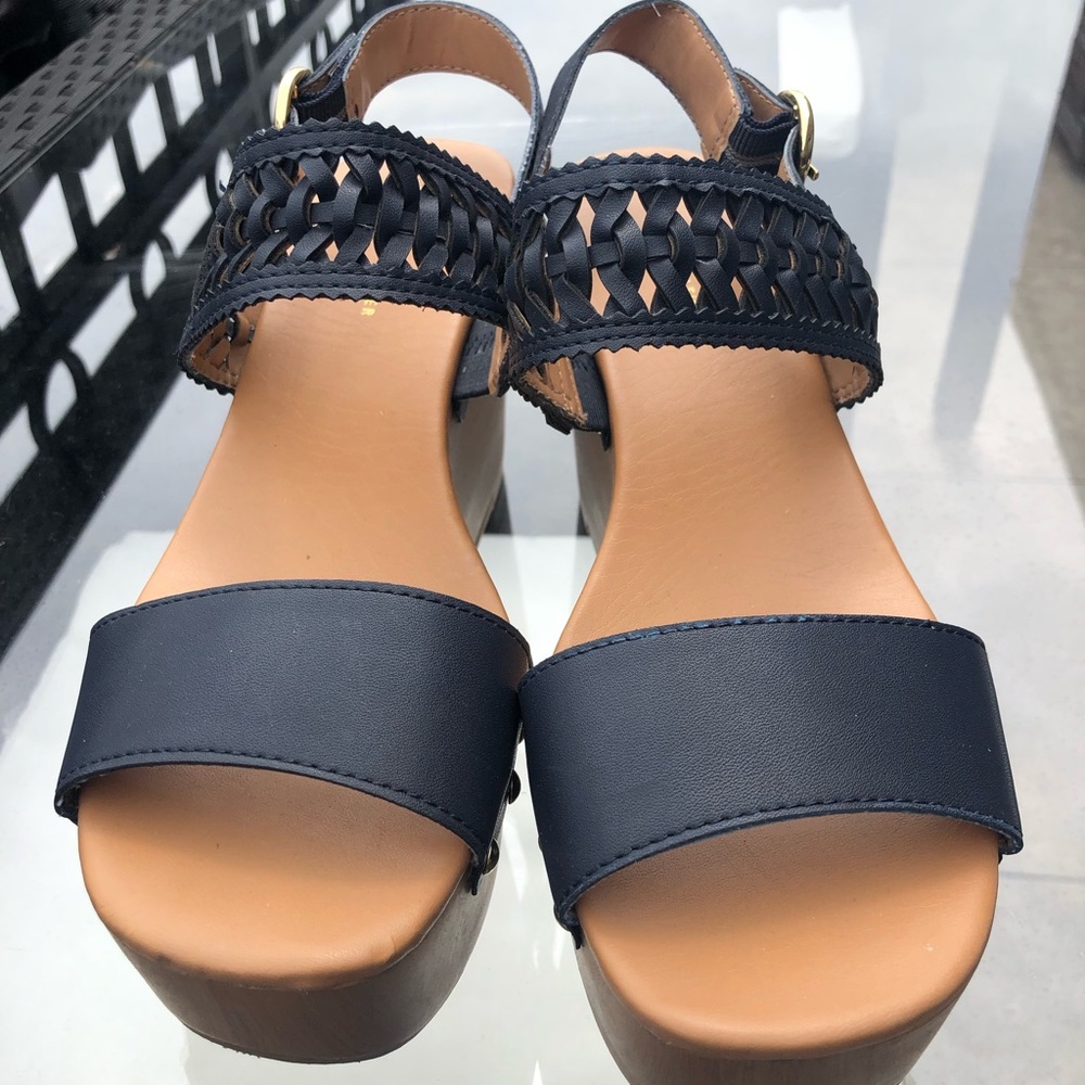 Tommy Hilfiger platform shoes